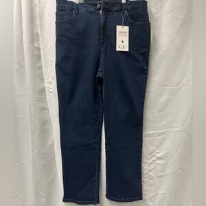NWT Gloria Vanderbilt Amanda Jeans